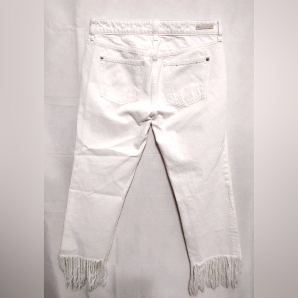 Pilcro and the Letterpress White Fringe Hem Jeans - Picture 4 of 10